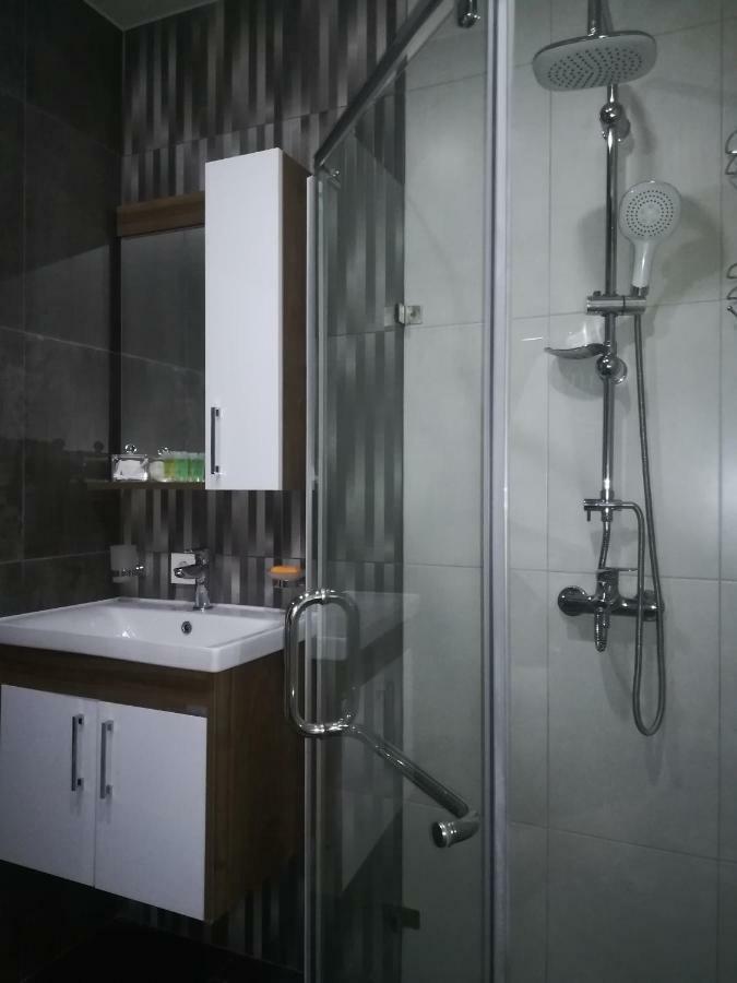 Apartament In Real Pealce In Батумі Екстер'єр фото